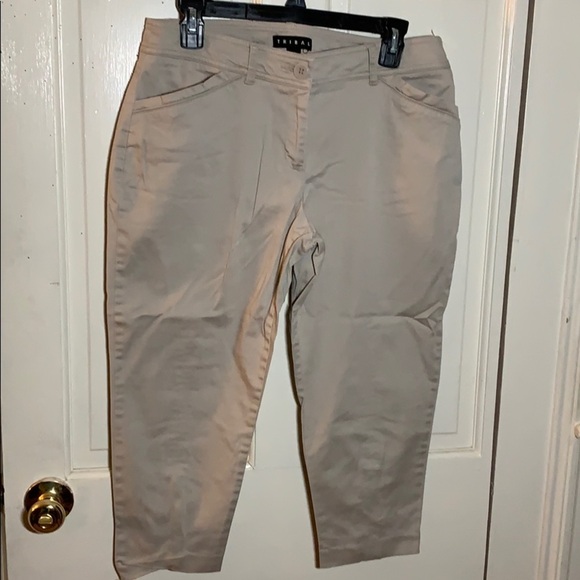 Women’s Tribal tan 10P capris - Picture 1 of 8